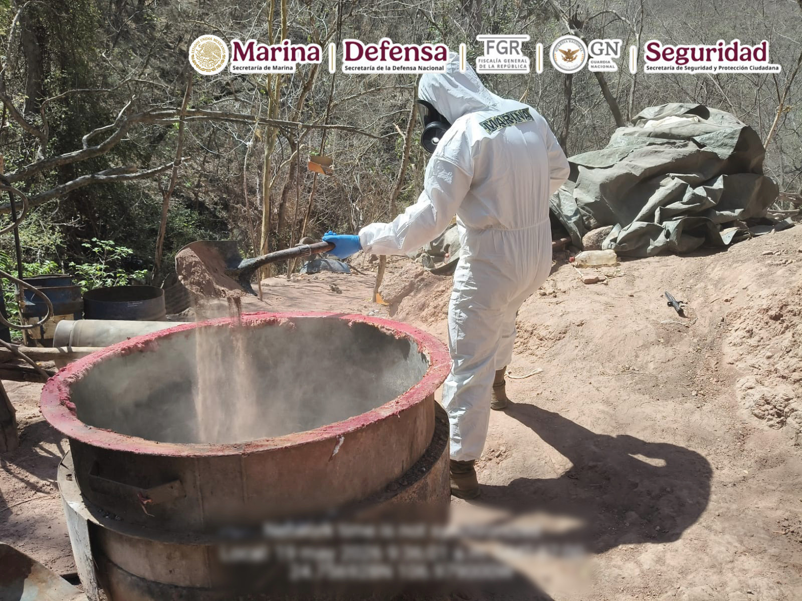 Autoridades federales desmantelan tres laboratorios clandestinos en Sinaloa
