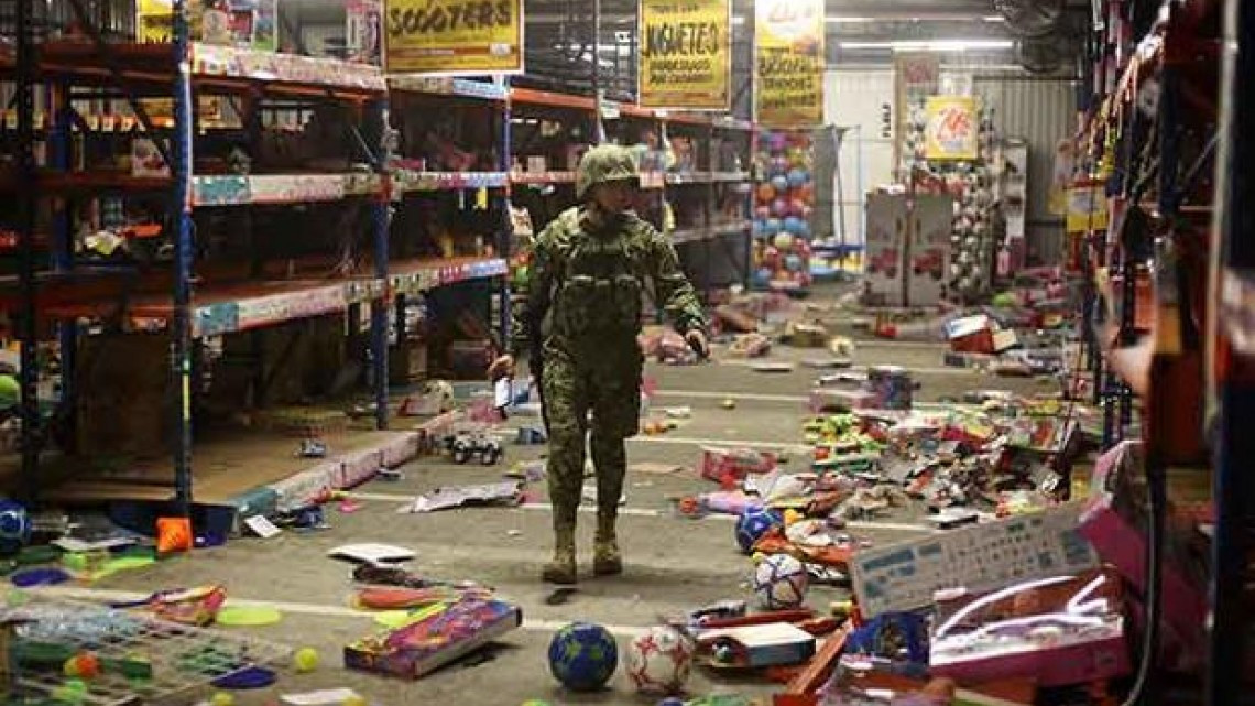 Se suman 250 detenidos por actos vandálicos en tres estados