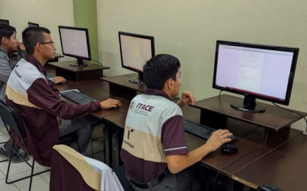 ITACE capacita docentes de la carrera en Ciberseguridad