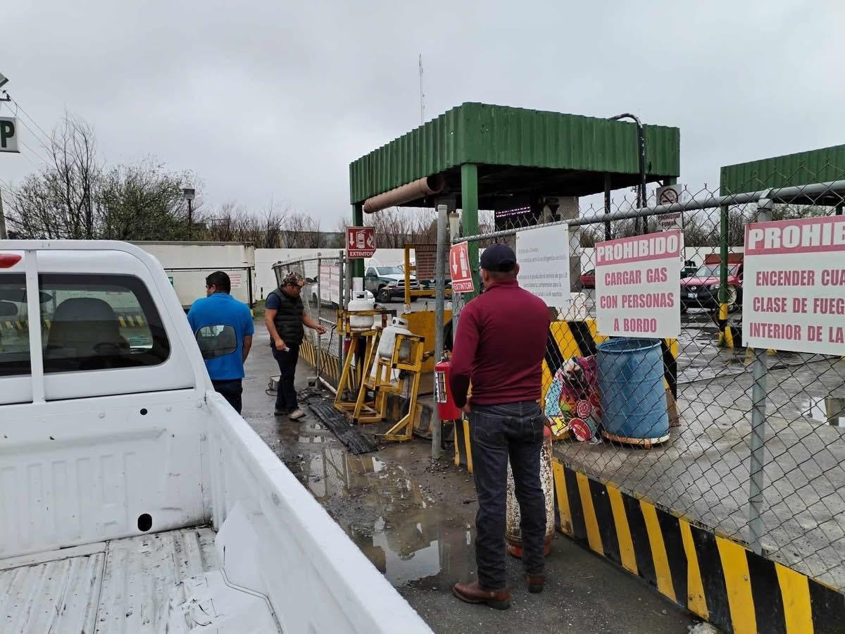 Registra Nuevo Laredo demanda de gas,   largas filas ante la onda gélida