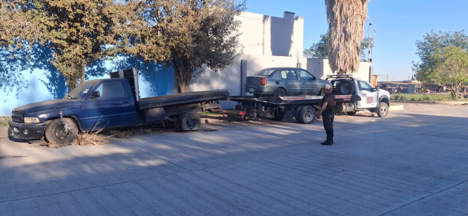 Exigen ciudadanos calles libres de chatarra en Reynosa