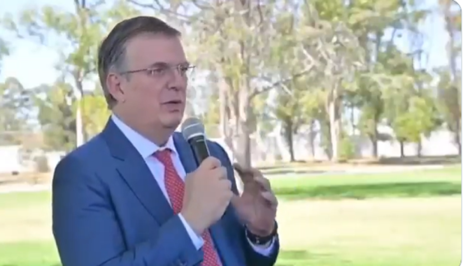 Ebrard llama a la prudencia tras anuncio de Trump sobre arancel global del 10%