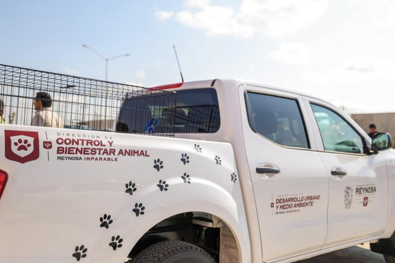 Entregó Carlos Peña Ortiz nueva unidad de transporte a Control y Bienestar Animal Reynosa