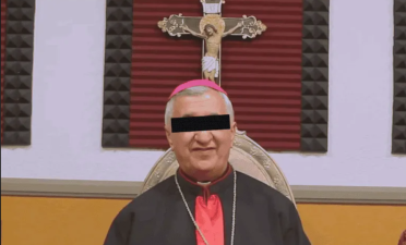 Vaticano investiga a obispo de San Diego por presunta malversación y visitas a club nudista en Tijuana