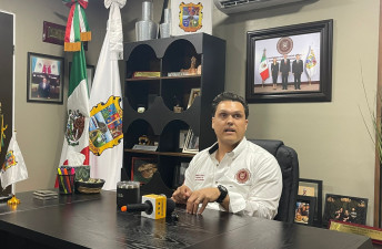 Respalda gobernador a ejidatarios de Llera en disputa con parque eólico