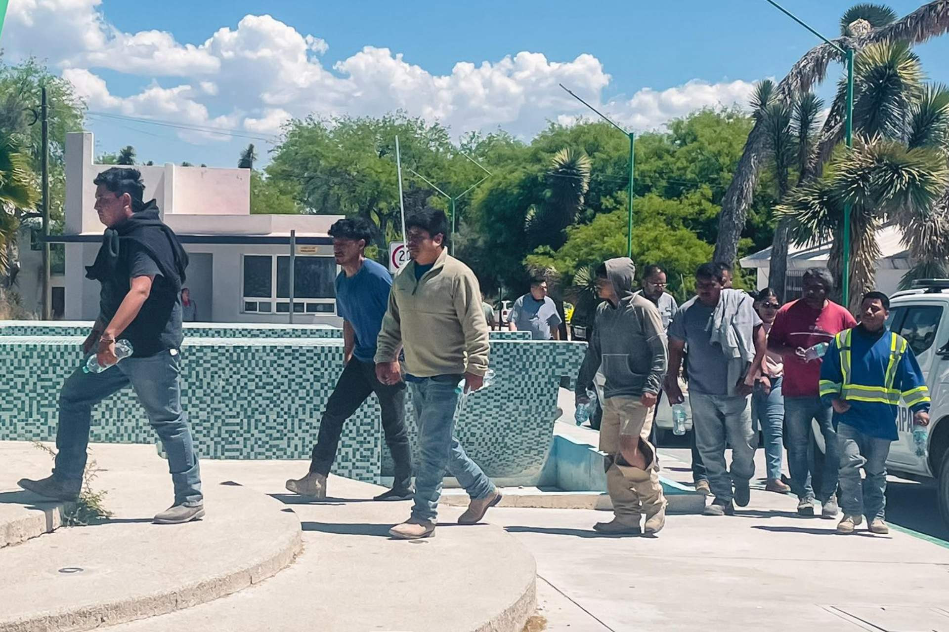 Tras operativo, localizan con vida a siete electricistas reportados como desaparecidos en San Luis Potosí