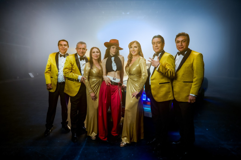 Los Ángeles Azules y Belinda lanzan “Por Ella”, tema del álbum oficial del Mundial 2026