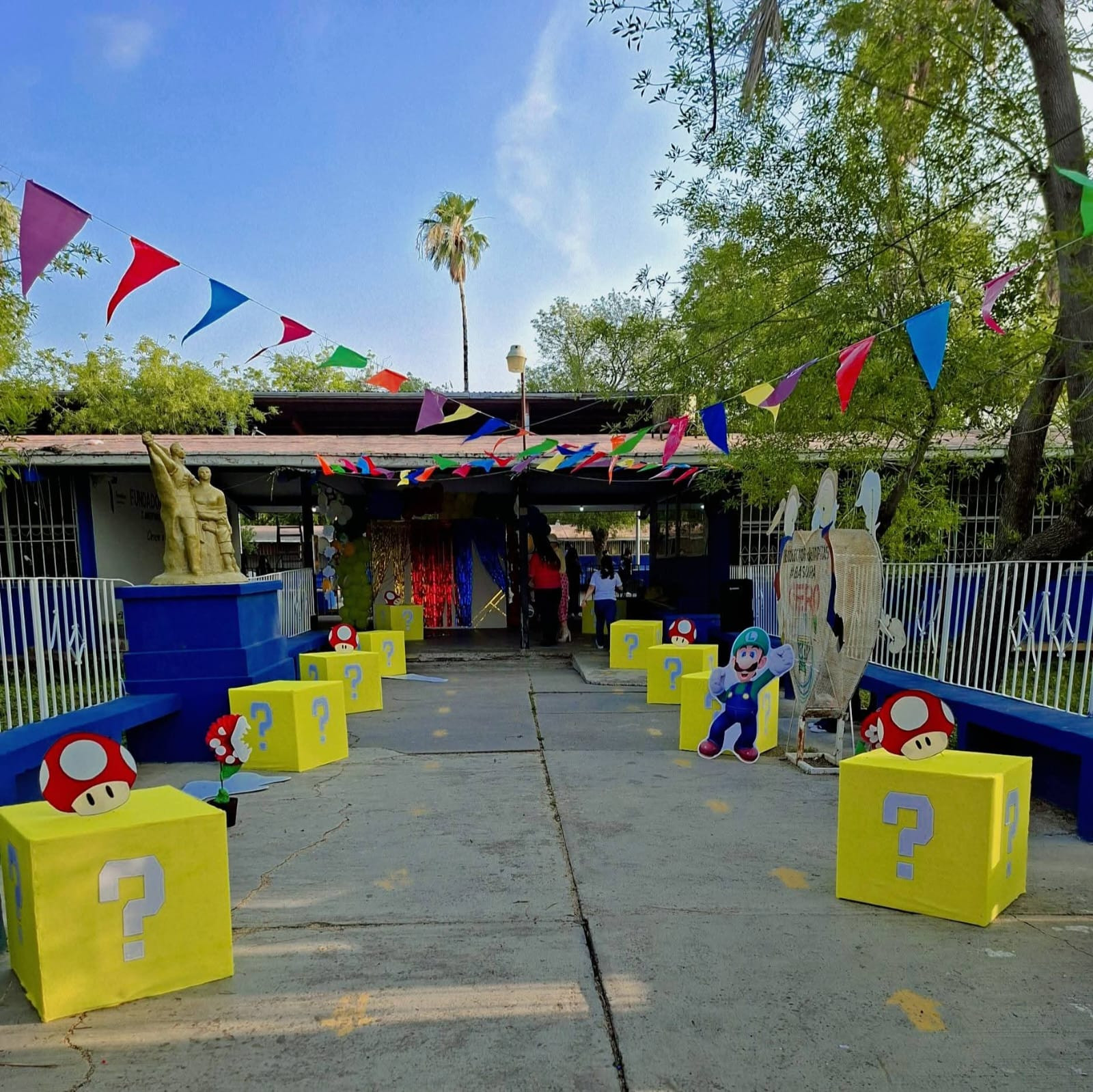 ¡De la consola al aula! Docentes y alumnos de la Primaria Fundadores viven aventura al estilo Mario Bros