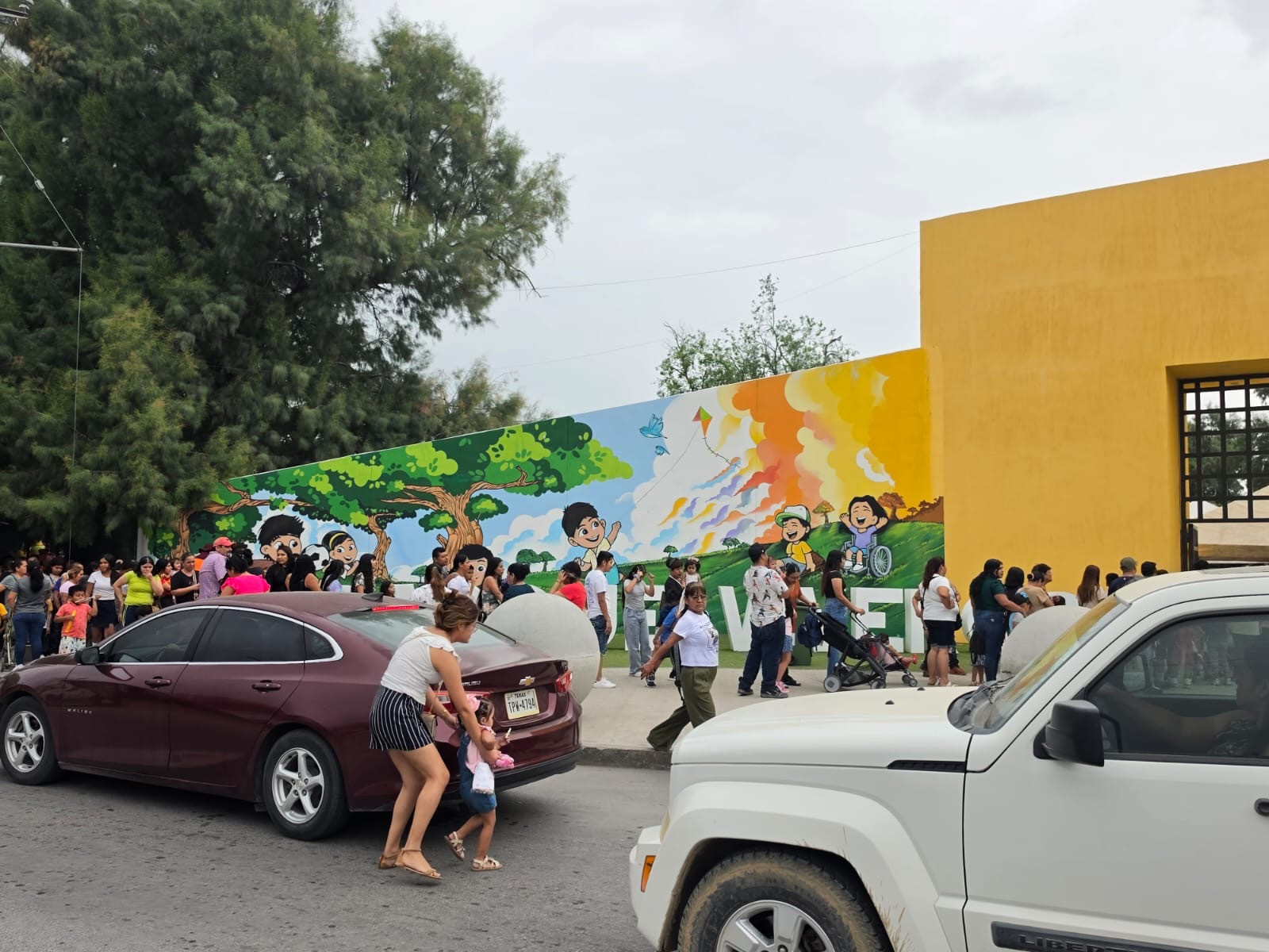 Miles de niños celebran su día en un renovado Parque Viveros
