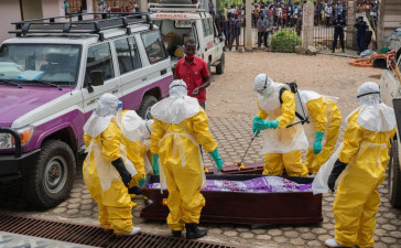 OMS reporta 220 muertes sospechosas por ébola en República Democrática del Congo