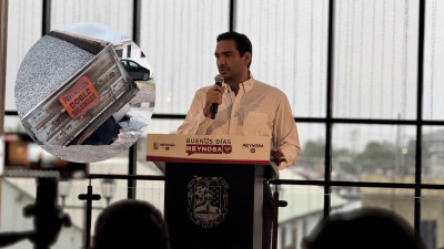 Camión que provocó socavón no contaba con permisos; multa asciende a más de 1 MDP
