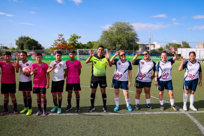 Reactiva SEBIEN cancha de futbol en el Parque Pajaritos