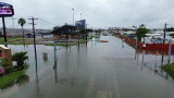 Weslaco declara desastre por inundaciones; habilitan refugio temporal