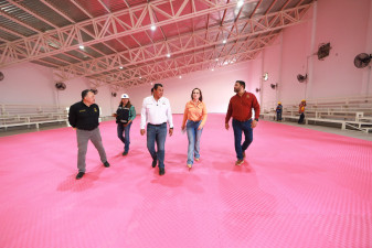 Supervisa alcaldesa Carmen Lilia Canturosas avances del Centro Deportivo Multidisciplinario en la colonia el Nogal