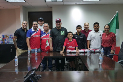 Secretario de Educación reconoce a estudiantes de Tamaulipas por representar a México en Mundial 2026