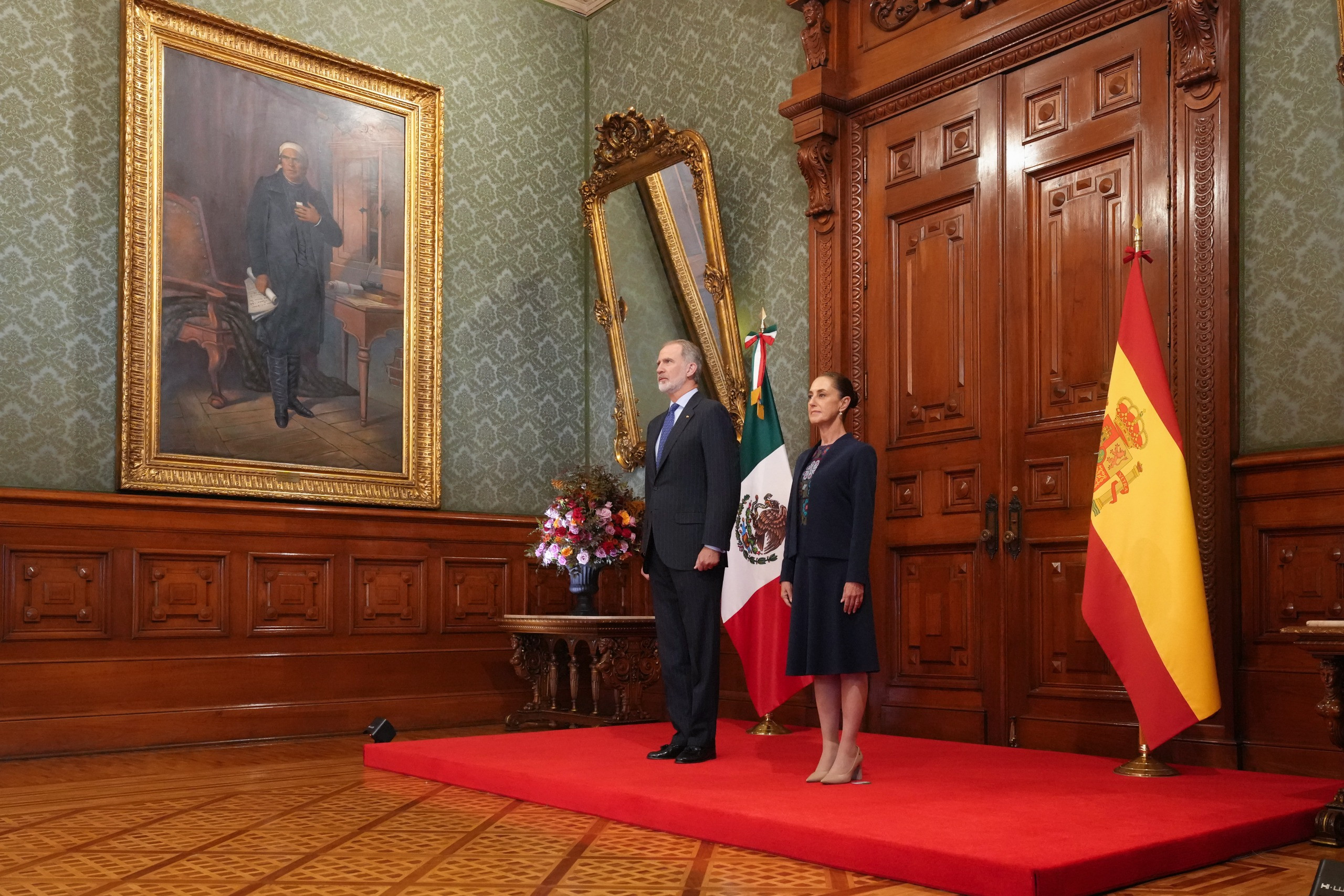 Sheinbaum recibe al rey Felipe VI en Palacio Nacional para fortalecer la relación México-España