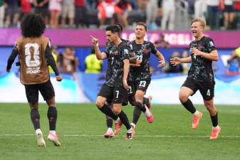 Canadá avanza a octavos con gol de último minuto ante Sudáfrica