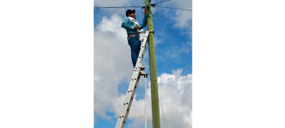 Gobierno Municipal fortalece el ordenamiento urbano con el retiro de más de 10 toneladas de cableado en desuso
