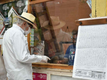 Pago de pensiones a adultos mayores