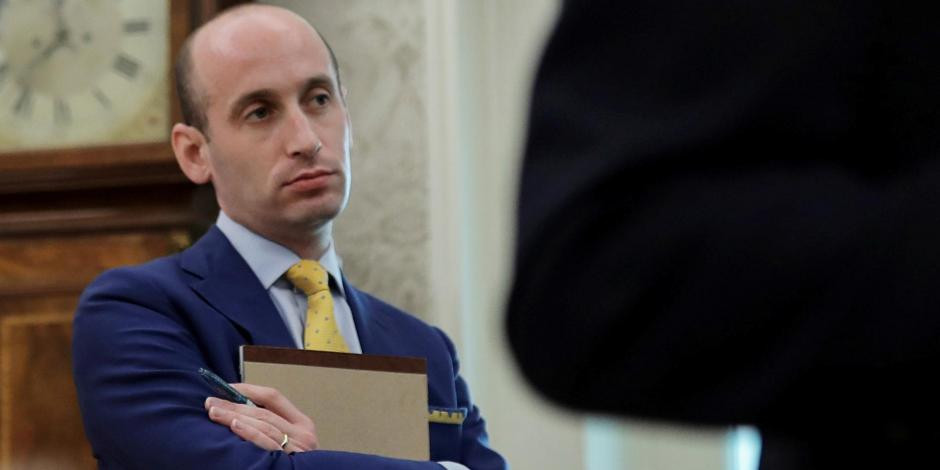 Stephen Miller, asesor de Trump, da positivo a COVID-19