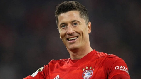 Robert Lewandowski donará un millón de pesos para combatir el covid-19