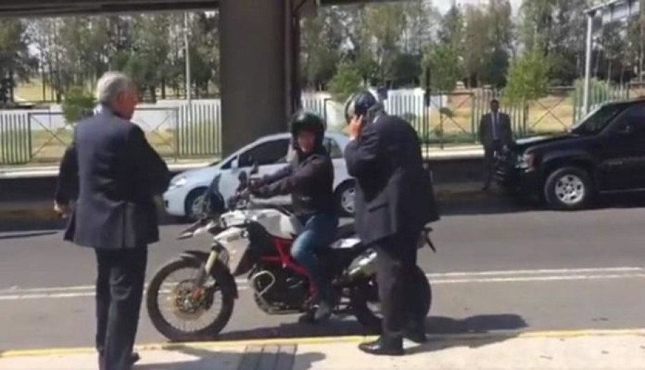 AMLO sí llega y lo hace de aventón