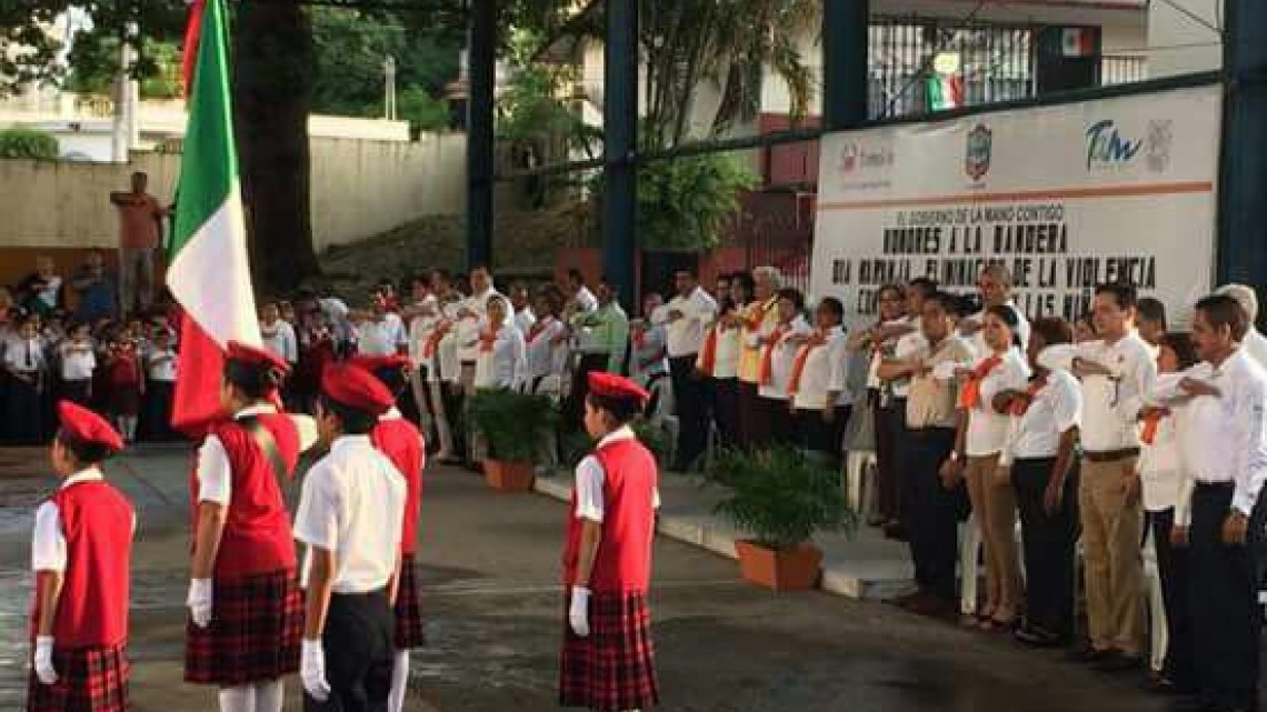 Homenajean en Tampico a alumnos fallecidos de la Escuela C. Rébsamen