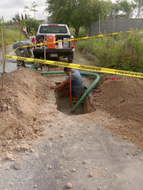 Efectuó Comapa limpieza de línea de conducción en Valle Alto