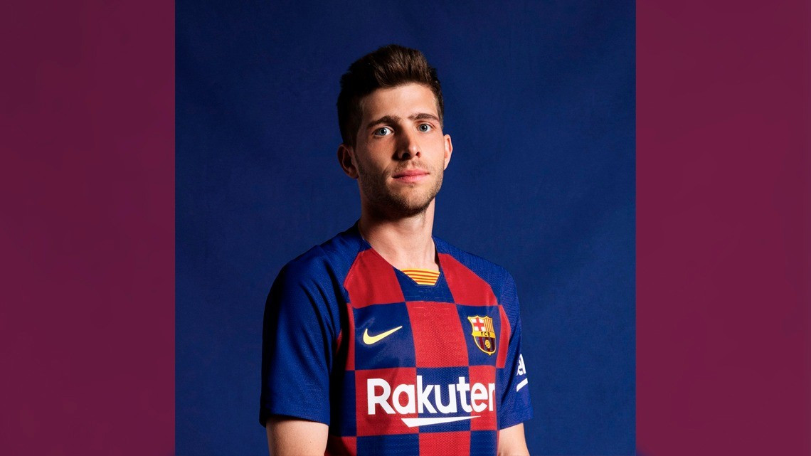 Barcelona presenta su nueva playera