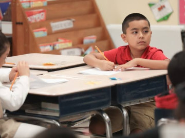 Brownsville y Edinburg retomarán clases presenciales