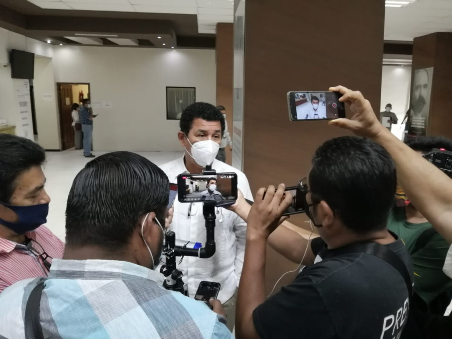 Estamos exhortando al gobierno federal y estatal para que se vacunen a menores de 12 a 17 años: Mario López