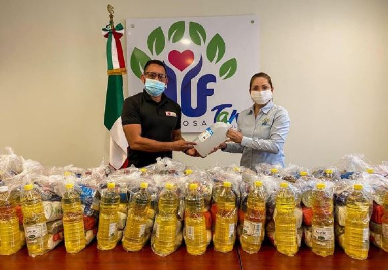 Entrega DIF Reynosa apoyos a niños con cáncer 