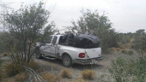 Marina asegura contenedores de combustible