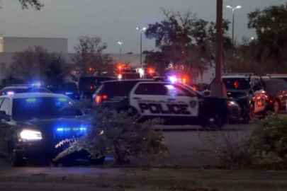 Tiroteo deja un muerto y tres heridos en centro comercial de Colorado