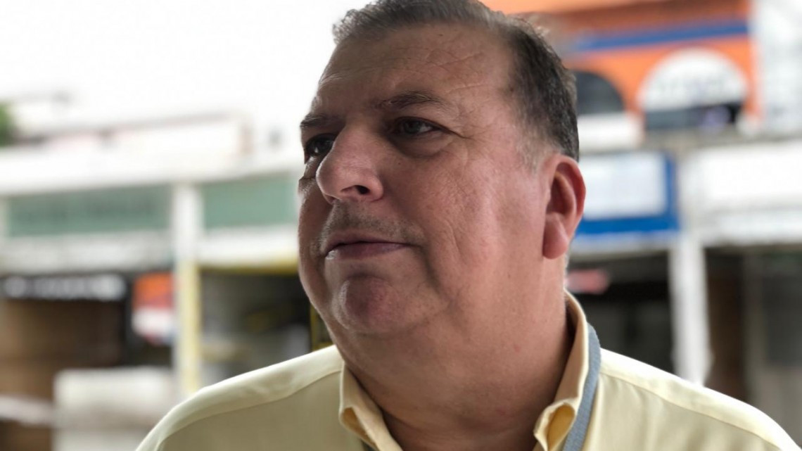 Desalojan a 17 locatarios de la plaza “Allende”