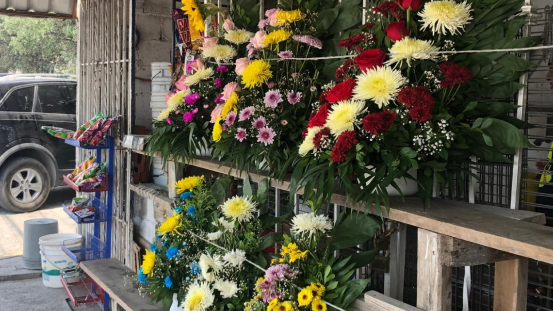 Ventas del 10 de mayo, esperanza para floristas. Piden abrir panteones