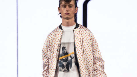 Lanzan línea de ropa inspirada en el Chapulín Colorado