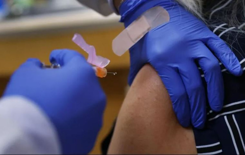 Asegura Trump que EU podría tener vacuna contra COVID-19 "en semanas"