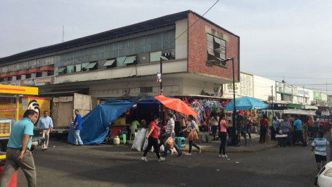 Esperan comerciantes repunte en ventas navideñas