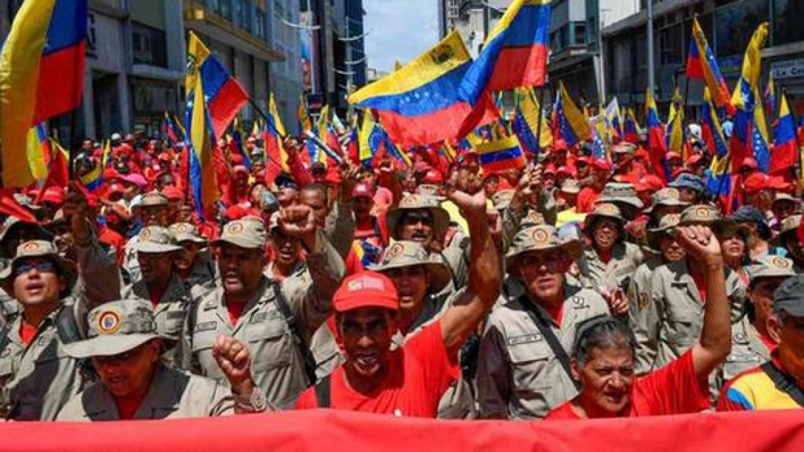 Venezolanos se manifiestan en apoyo a Maduro y rechazo al bloqueo de Trump
