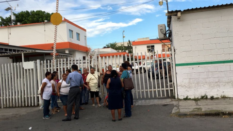 De nueva cuenta toman la COMAPA por desabasto de agua