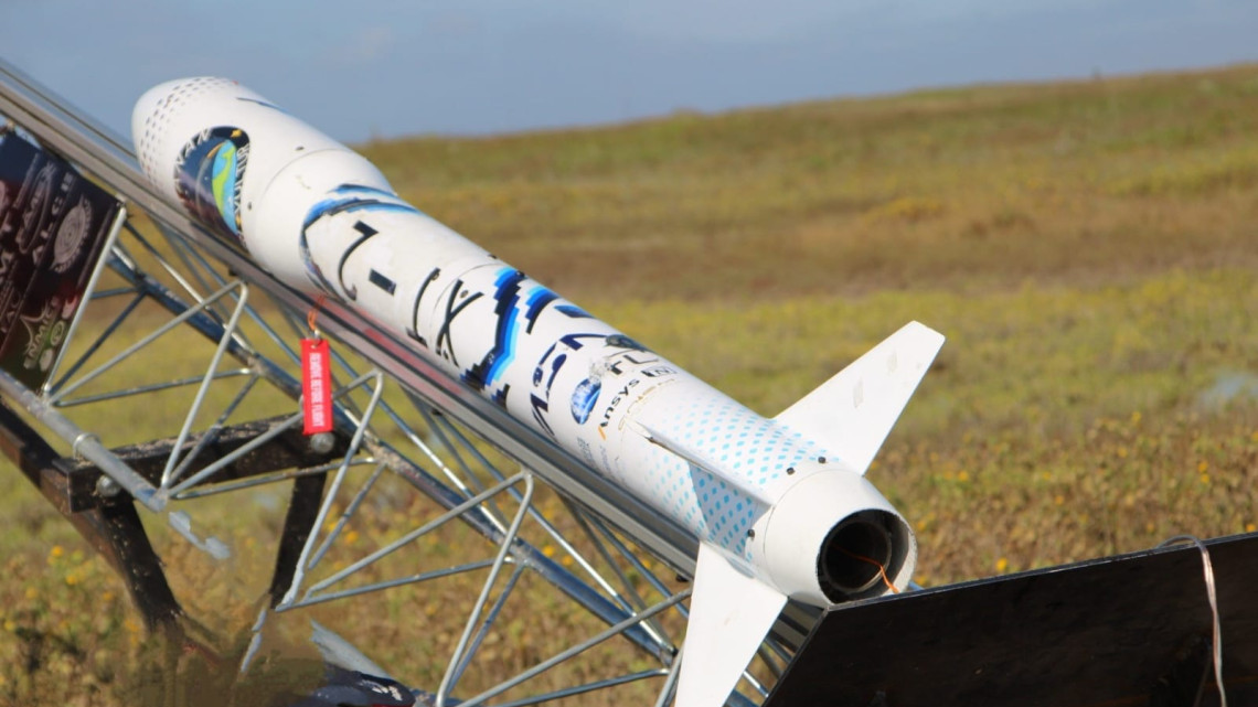 Concluye CONACES 2024 con lanzamientos de cohetes experimentales