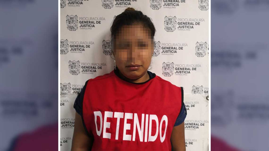 Vinculan a mujer por homicidio calificado