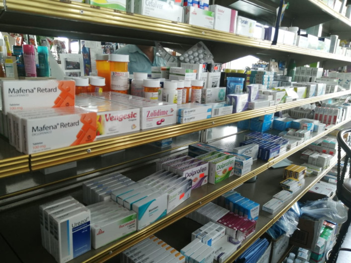 Se acaparan productos para la venta ilegal de medicamentos por internet: Farmacéuticos