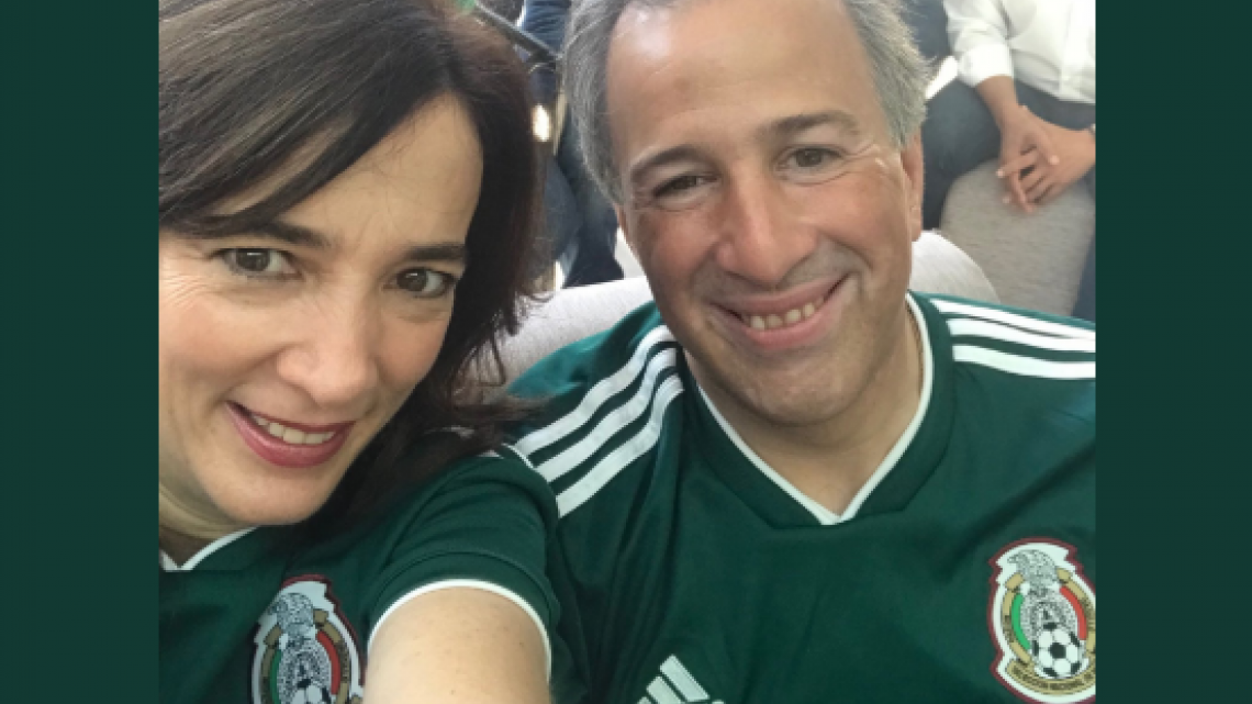 Candidatos a la presidencia muestran su apoyo a la selección