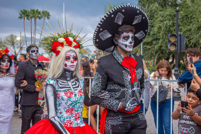 Vive Matamoros espectacular desfile de “La Huesuda 2022” organizado por el Gobierno de Matamoros