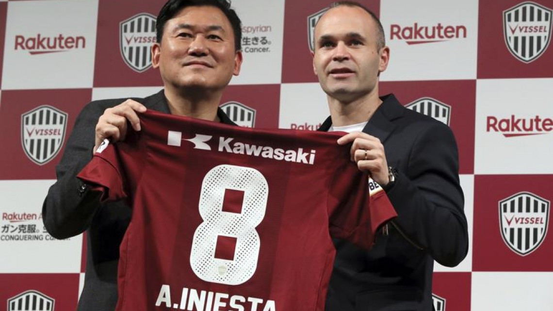 Así fue la presentación de Iniesta en Japón
