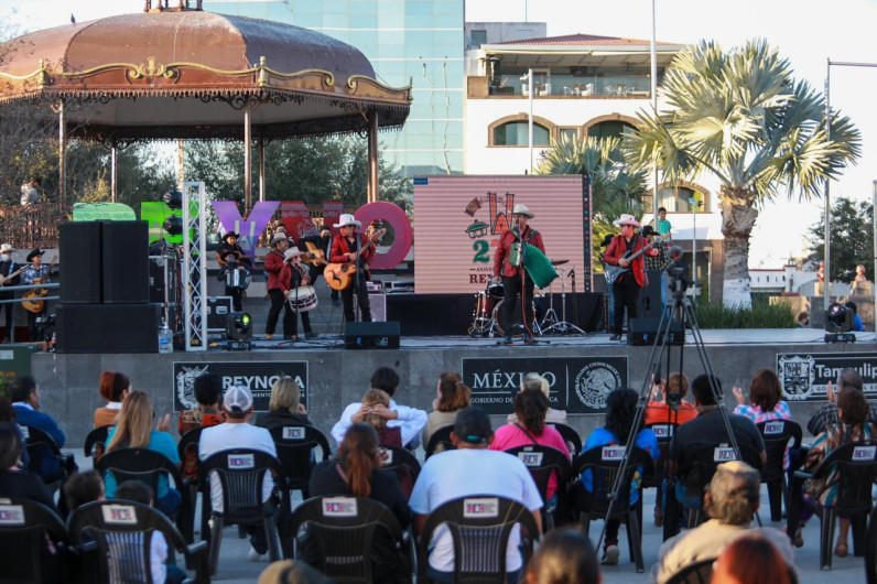 Disfrutan reynosenses programa artístico del Aniversario de Reynosa