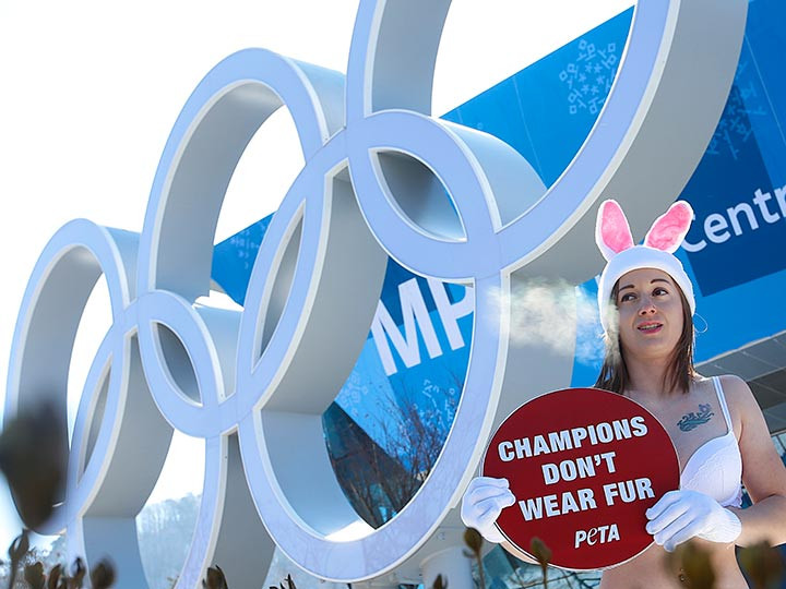 En lencería protestan a -16°C