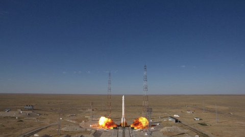 Rusia lanza nuevo telescopio al espacio